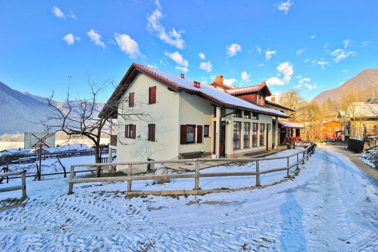 トールミン Tourist Farm Pri Kafoluヴィラ エクステリア 写真